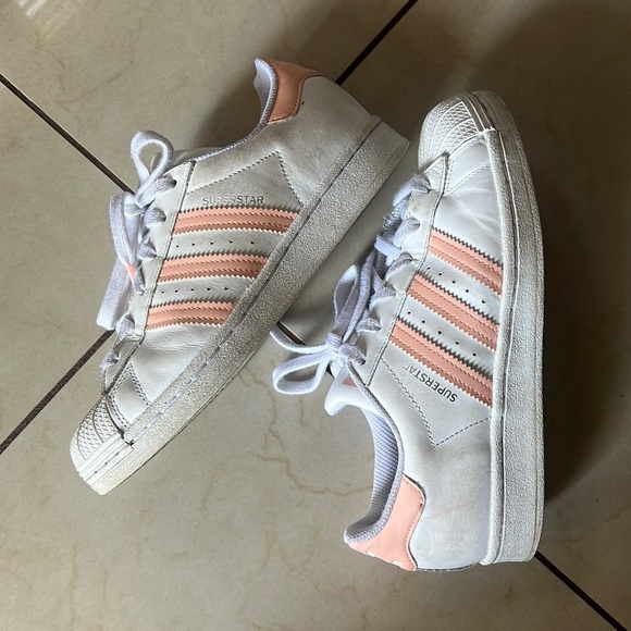 adidas gazelle silver green womens adidas Grand Court Shoes Glow Pink / Cloud White / Glory Red – Heppo.com main image 1